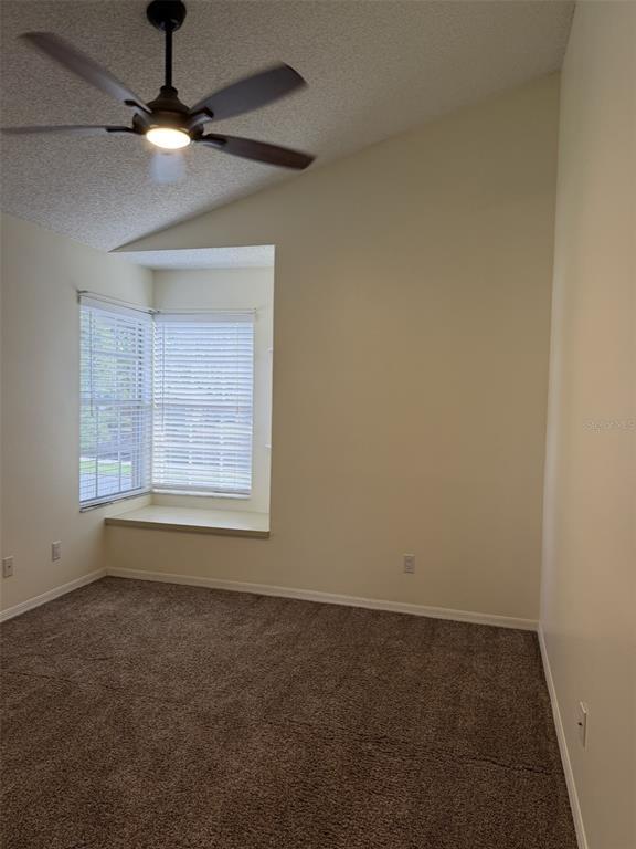 Building Photo - 2241 Heatheroak Dr