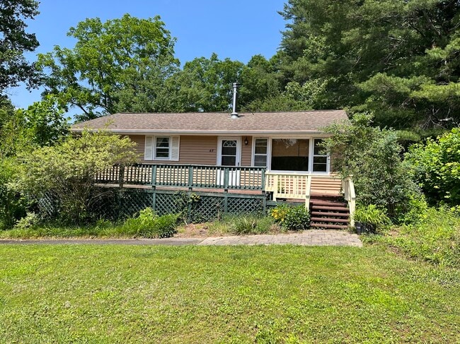 Primary Photo - 45 Armstrong Rd