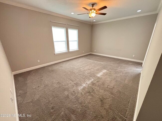 Building Photo - 212 Willow Crk Ct