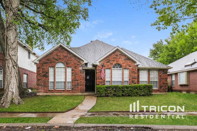 Primary Photo - 1517 Allen Dr