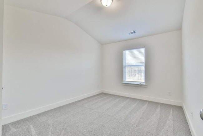 Building Photo - 126 Cannon Trce Dr