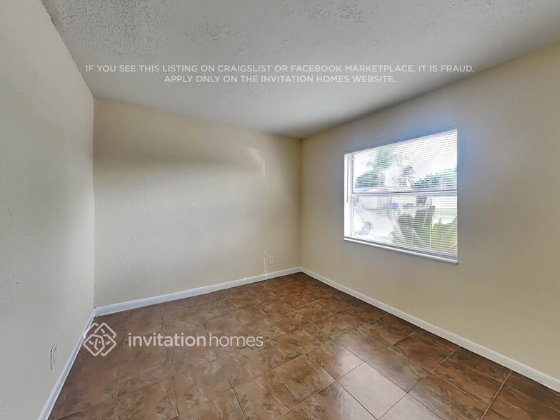 Primary Photo - 479 NW 19th Ct