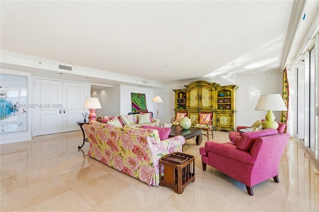 Building Photo - 430 Grand Bay Dr