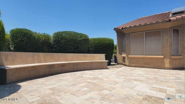 Building Photo - 26505 W Burnett Rd