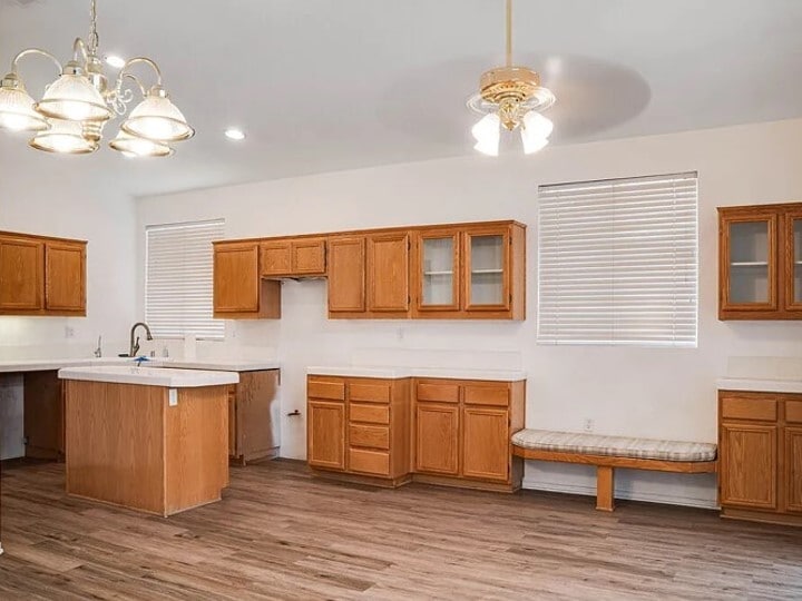 Building Photo - 26805 China Dr