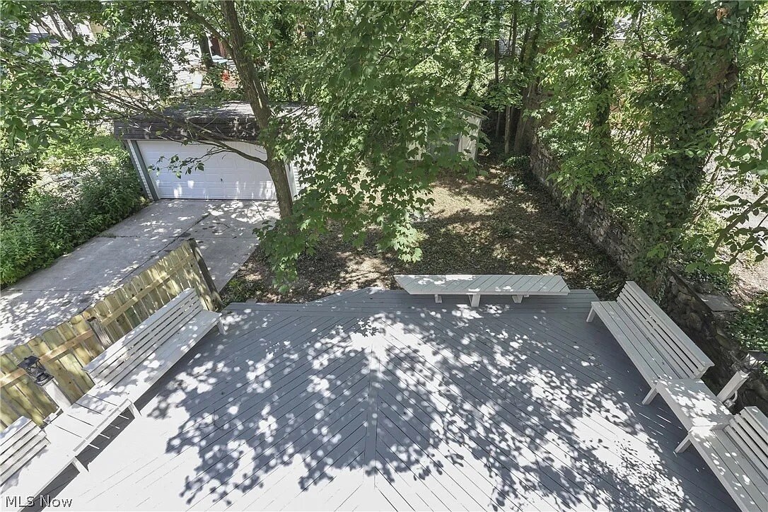 Building Photo - 2231 Bellfield Ave