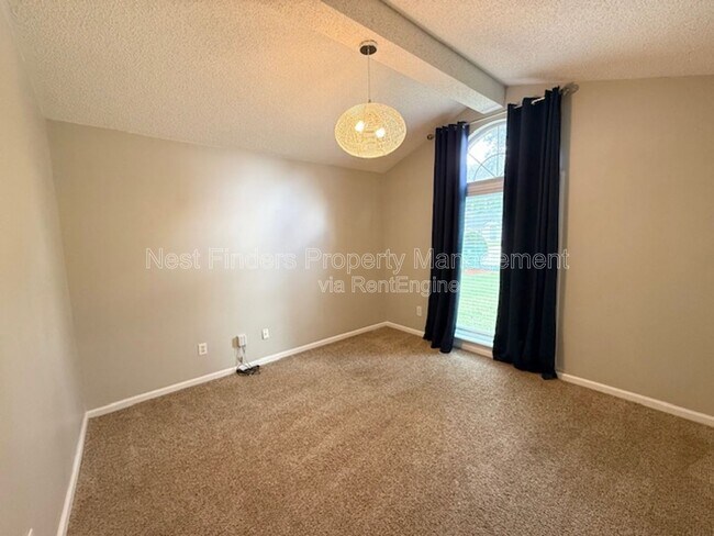 Building Photo - 1904 Sunchase Ct