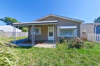 Building Photo - Charming 3-Bedroom, 1-Bath Single-Family Home near E 5th Ave