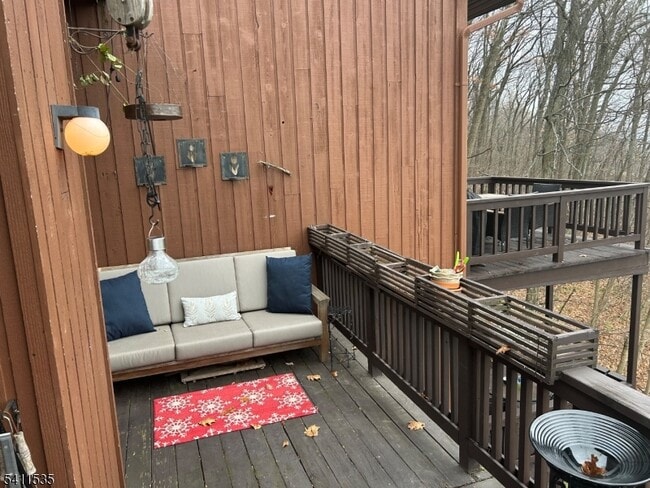 Building Photo - 2 Winter Park Dr