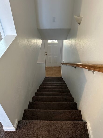 Building Photo - 609 Taylor St