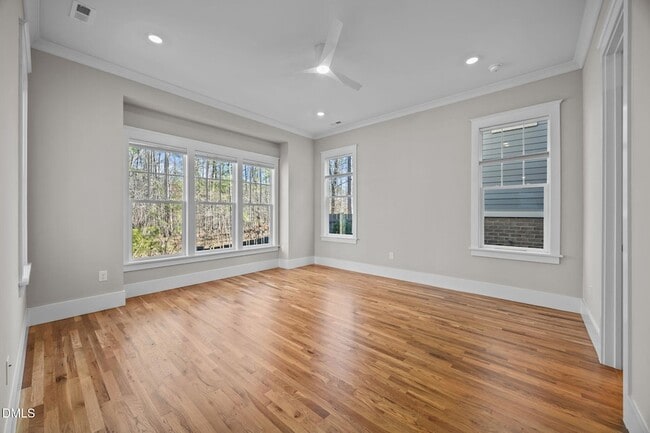 Building Photo - 916 Noisette Ct