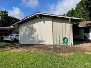 Building Photo - 11483 Coral Hills Dr