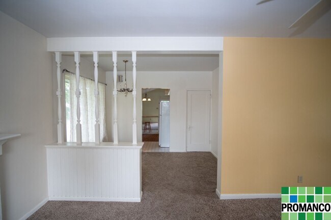 Building Photo - Very nice Single-Family home!