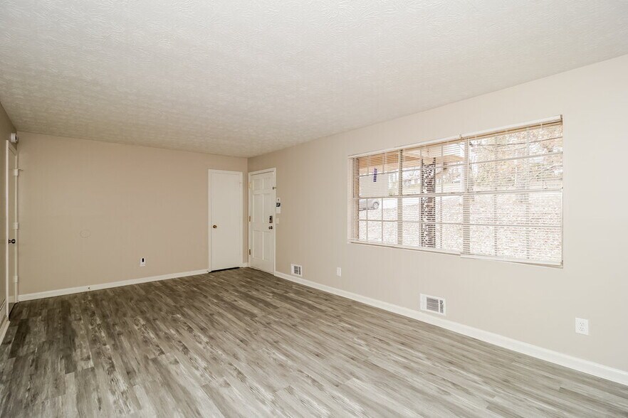 Building Photo - 2071 Old Alabama Rd SW