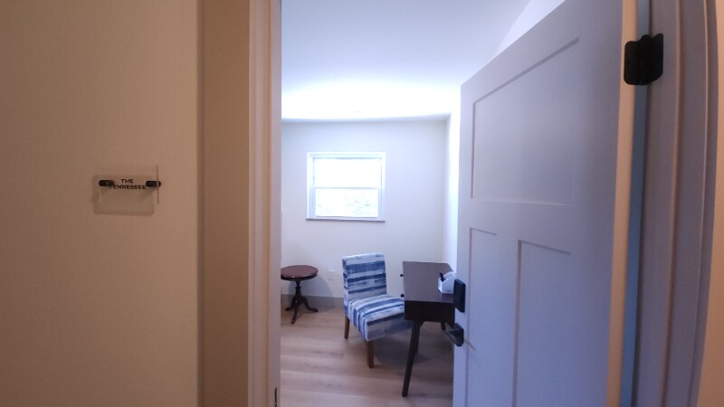 Primary Photo - 1704 S Forest Dr