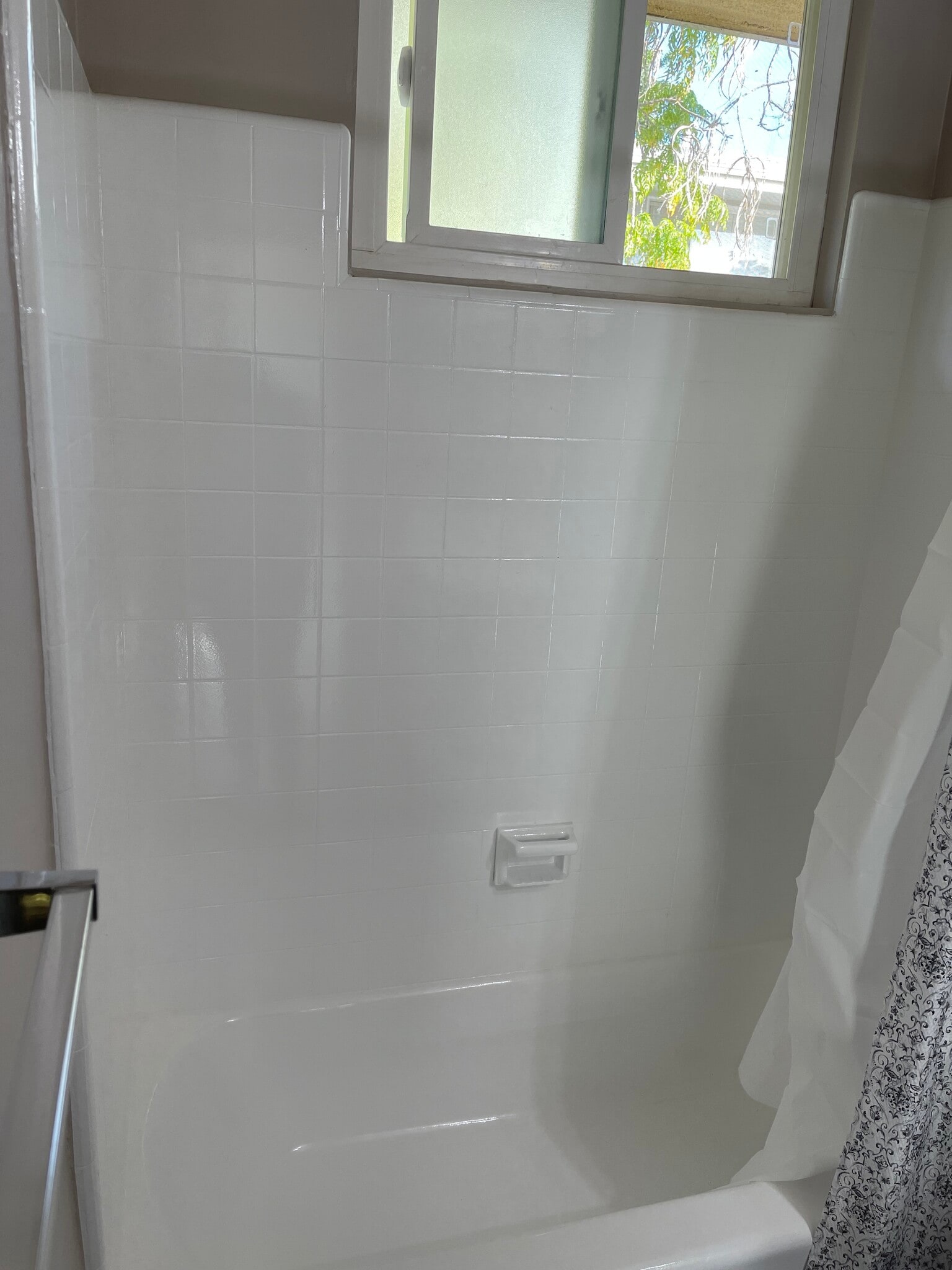 Bathroom - 2328 N Beachwood Dr