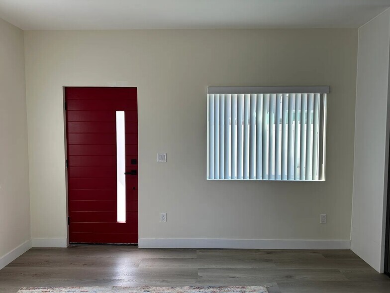 Building Photo - 3558 Butler Ave