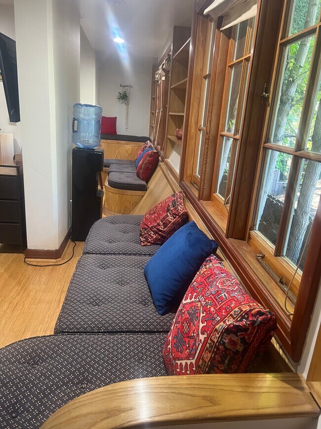 Window seats with storage under seats - 8420 Lookout Mountain Ave