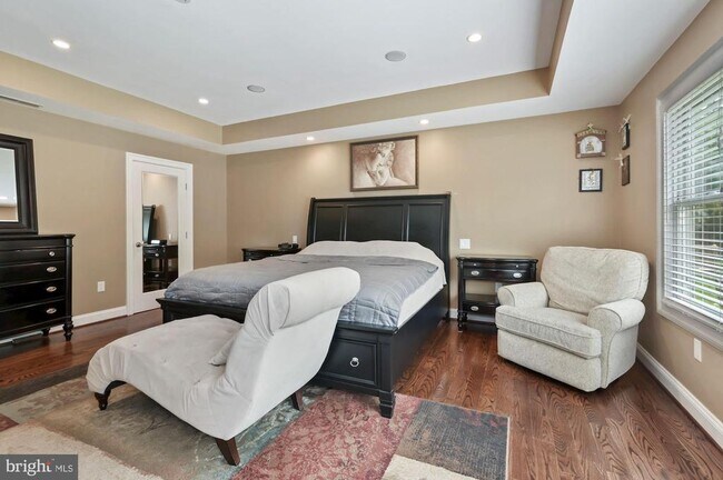 Building Photo - 6005 Selvyn Rd