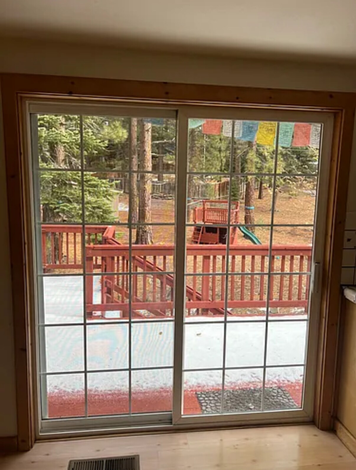 Building Photo - 11881 Pine Forest Rd