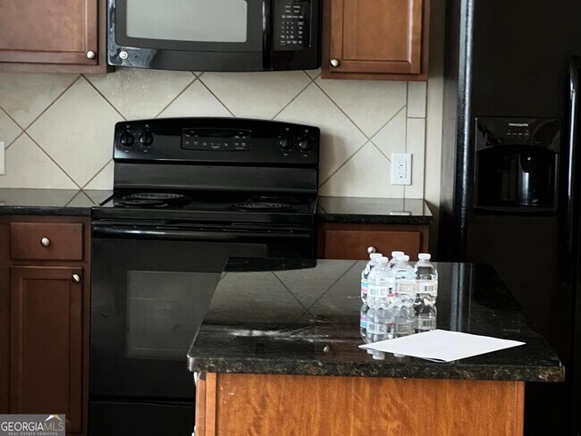 Building Photo - 3702 Brockenhurst Dr