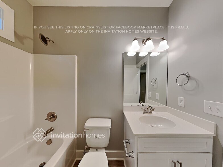 Building Photo - 202 N Toria Dr