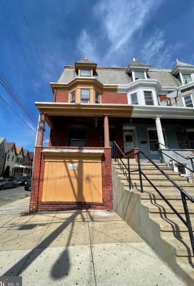 Primary Photo - 1031 Marion St