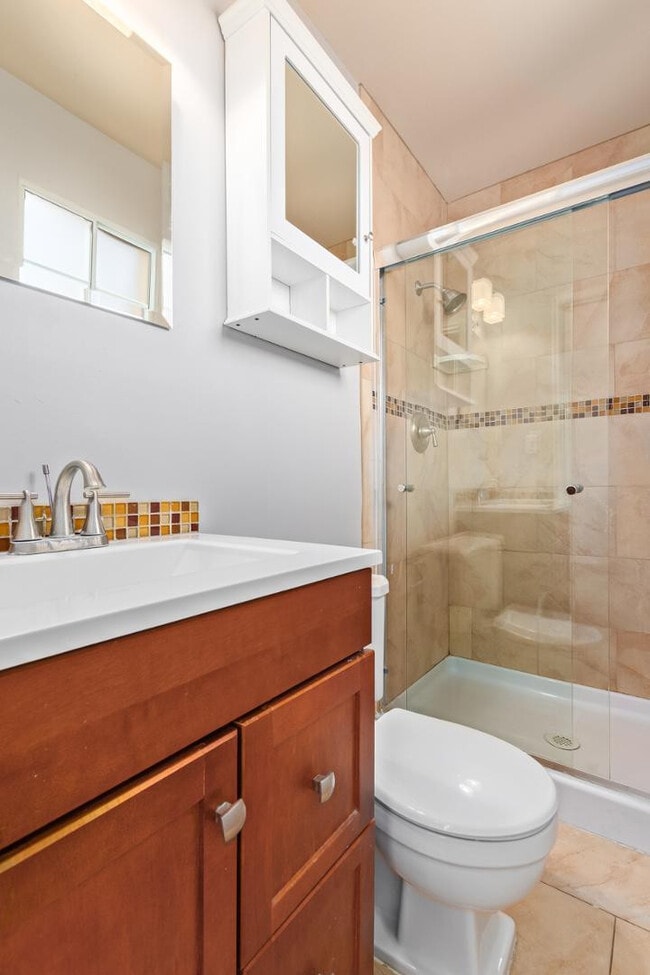 Building Photo - 1918 E Palmcroft Dr