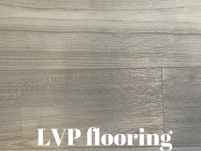Building Photo - Move-in Special!! Luxury Living in the Hea...