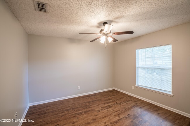 Building Photo - 7717 Westport Bay Dr