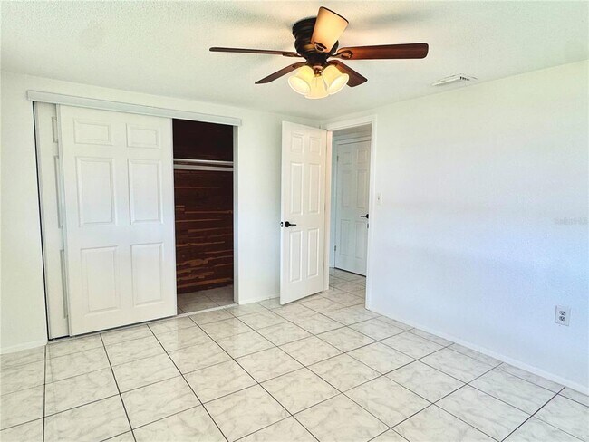 Building Photo - 7235 Potomac Dr