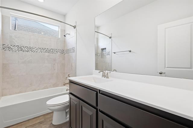 Building Photo - 2532 Candle Ln