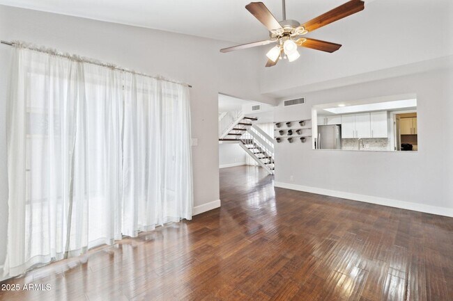 Building Photo - 5601 N 79th St