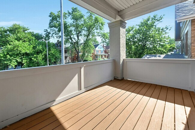 Building Photo - 345 Chittenden Ave