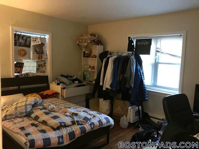 Building Photo - 1 President Terrace