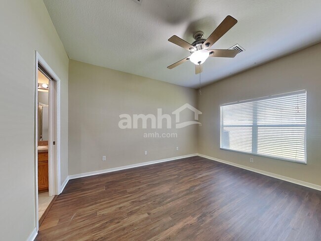 Building Photo - 9820 Jasmine Brook Cir