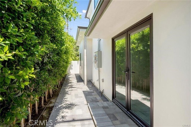 Building Photo - 13908 Collins St