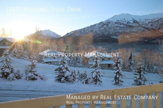 Building Photo - 19887 Highland Ridge Dr