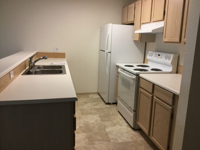 Building Photo - 3-Bedroom Silverdale Ridgetop near Island Lake.