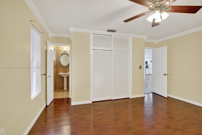 Building Photo - 7920 Alhambra Blvd