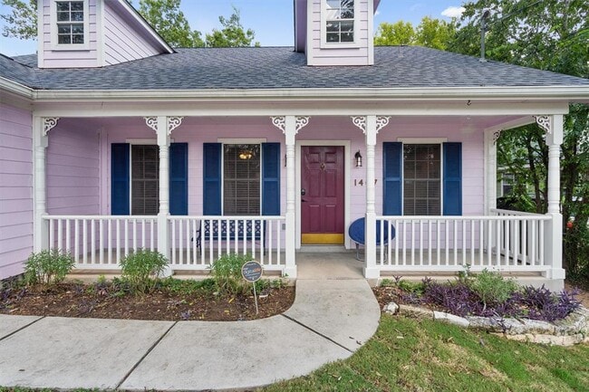 Building Photo - 1407 Sanchez St