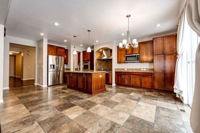 Building Photo - Beautiful 5bd 4ba single family home for rent in desirable Highlands Ranch CO 80103