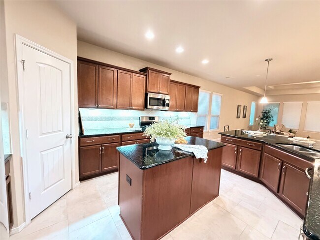 Building Photo - 5502 Claymore Meadow Ln