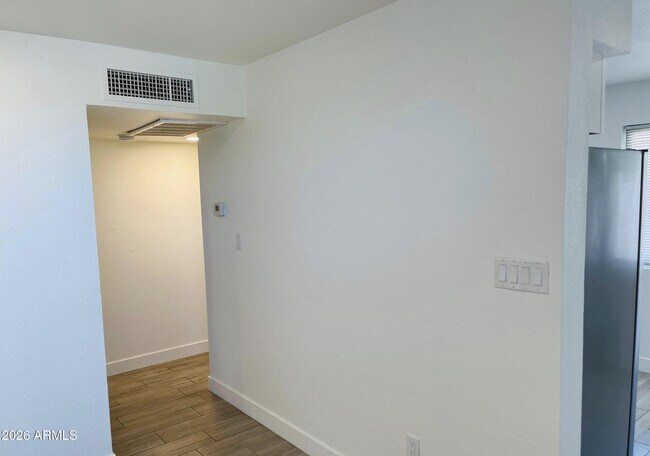 Building Photo - 4601 N 12th Ave