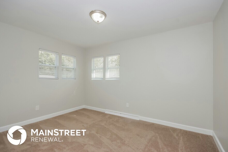 Building Photo - 532 Virginia Ave