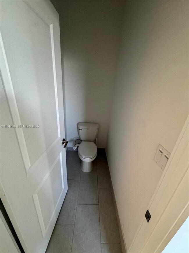 Building Photo - 17355 SW 41st St