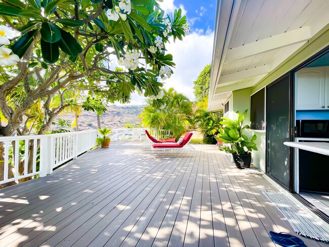 Building Photo - Furnished Wailae Nui Ridge Home with Direc...