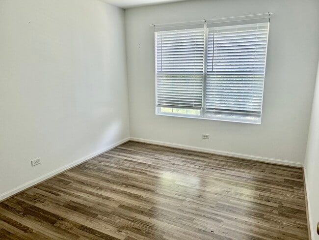 Building Photo - 2375 Stoughton Cir