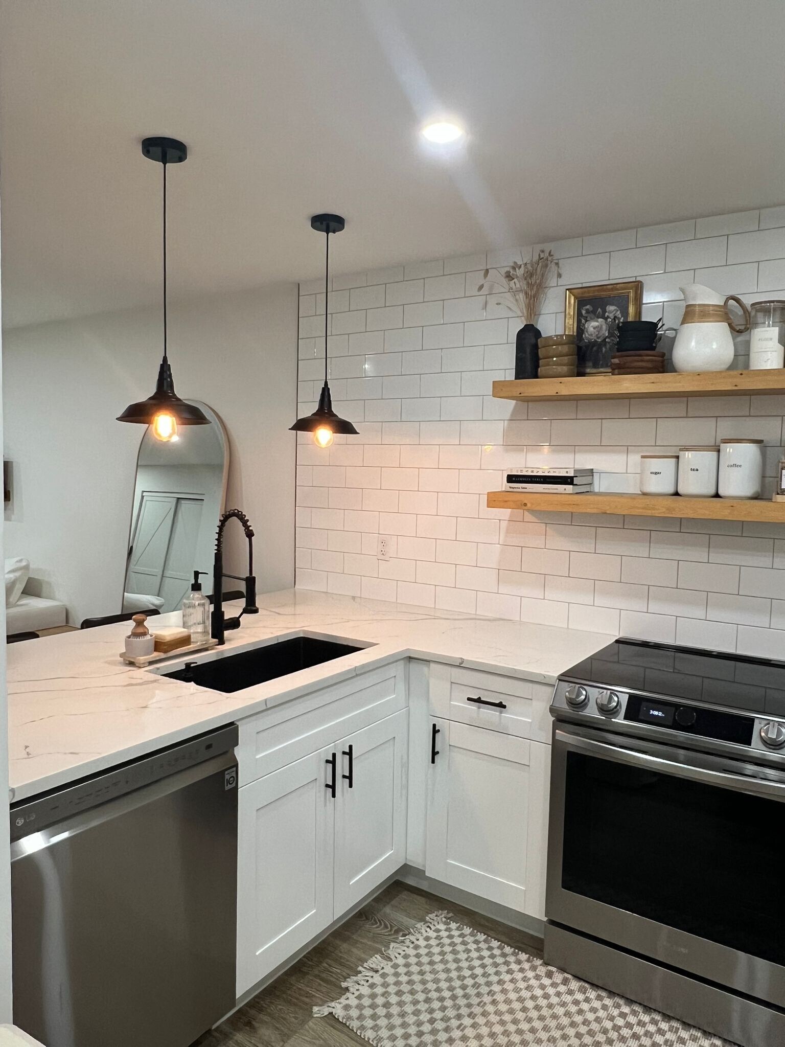 Building Photo - 50 Emerald Woods Dr