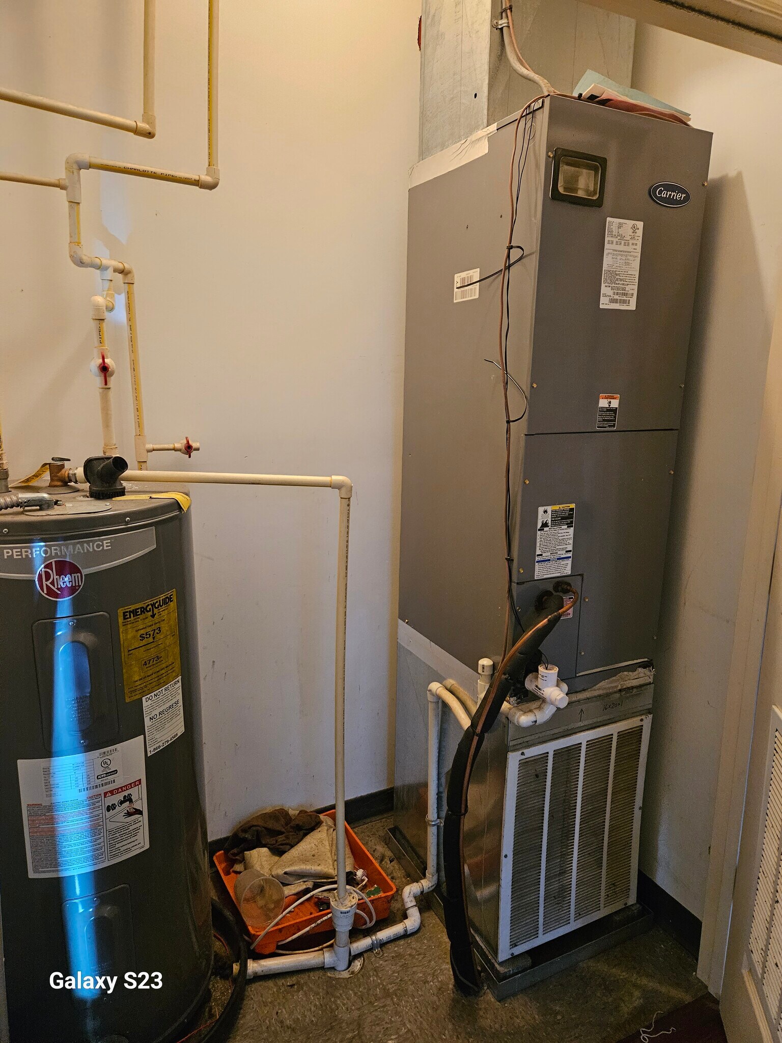 Utility Closet - 213 Findlay St